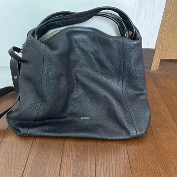FURLA 천연 가죽 숄더백 블랙