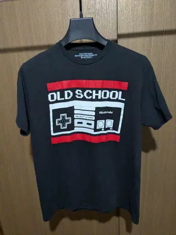 Nintendo 닌텐도 패밀리 컴퓨터 T셔츠 (해외 기획)