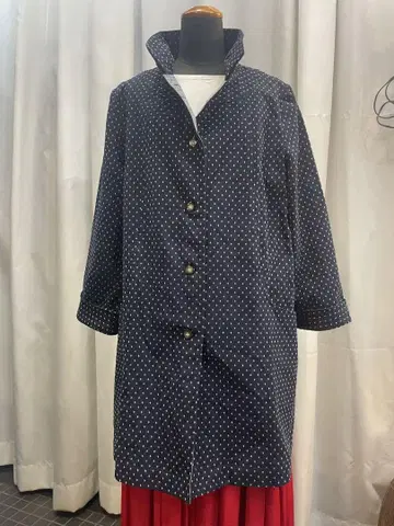 네이비 도트 무늬 코튼 롱 코트 M