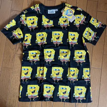 새상품 택 포함 M 사이즈 SPONGE BOB 스폰지밥 프린트 티셔츠