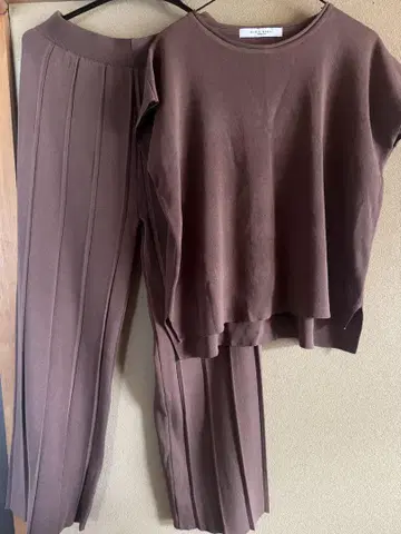 MARIA MARFA 브라운 셋업