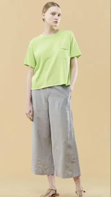 갤러리 바이 린넨 큐프라 컴팩트 와이드 크롭 팬츠