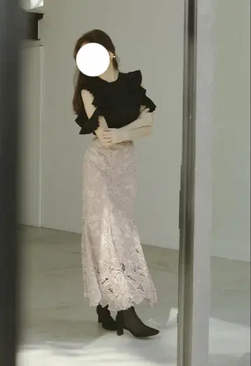 SNIDEL 커팅 레이스 머메이드 스커트