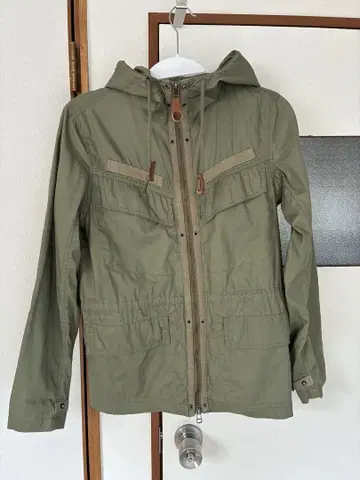 Pretty Green 마운틴 파카 올리브 그린 사이즈 1
