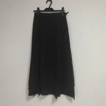 블랙 슬릿 롱 스커트