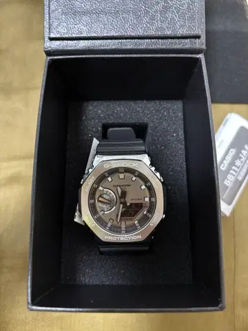 G-SHOCK GM-2100-1AJF 미사용
