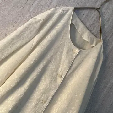 빈티지 블라우스 직조 패턴 꽃무늬 쇼와 레트로 노카라 귀여운 화이트