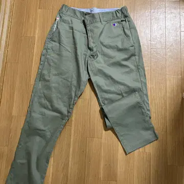 Champion 카키 치노 팬츠
