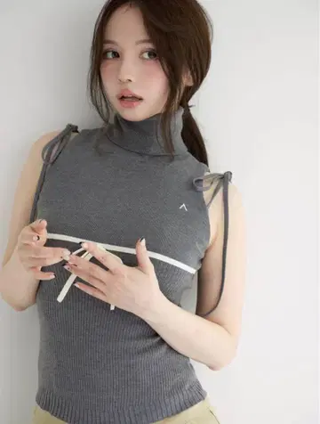 Andmary Adele ribbon tank gray