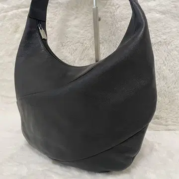 FURLA 올 가죽 숄더백 블랙 훌라 A4 가능