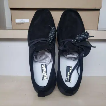 [미사용] CLARKS Wallabee Eden Lo 블랙 스웨이드
