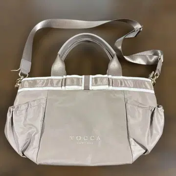 TOCCA 마더백 베이지 숄더백