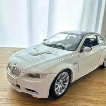 NewRay 사 1/24 BMW M3 (E92) 모델 자동차