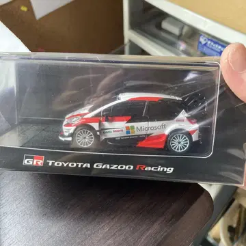 TOYOTA YARIS WRC 2017 미니카
