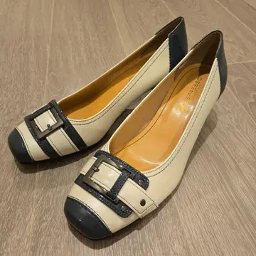 미사용 에스프레소 천연 가죽 아이보리 네이비 버클 24.5cm
