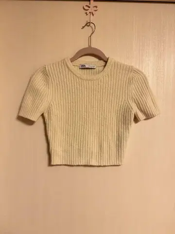 ZARA 아이보리 리브 반팔 니트 S