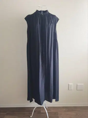 UNFILO 빈티지 시어 개더 원피스 발수 접촉 냉감