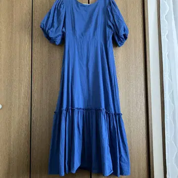 파란색 프릴 롱 원피스