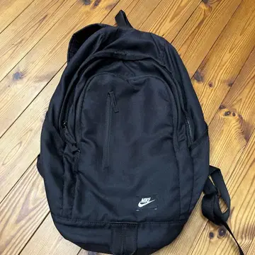 Nike 블랙 백팩