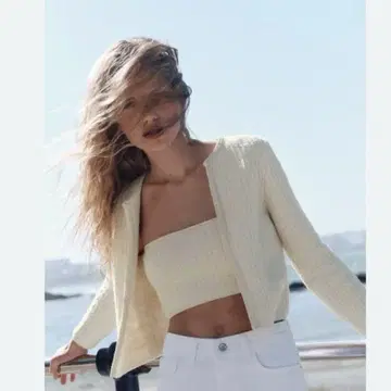 ZARA 베어탑 상의 화이트 미사용 새상품 택 포함 새상품급
