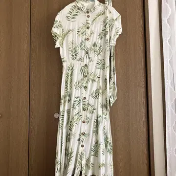 H&M 반팔 셔츠 맥시 원피스 보태니컬