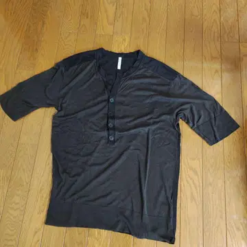 블랙 버튼 헨리넥 반팔