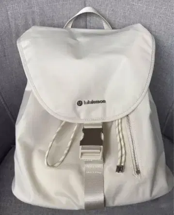Lululemon 드로스트링 백팩 화이트 10L