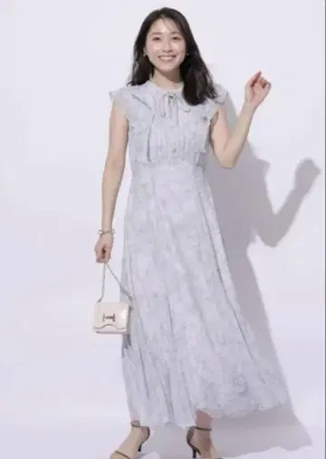 아푸와이저 리셰 시어 플라워 원피스