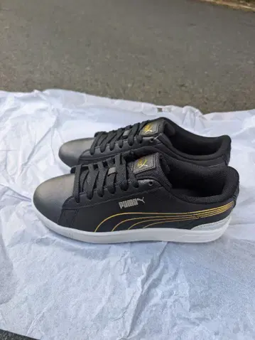 PUMA 스니커즈 비키 V3 메탈릭 샤인
