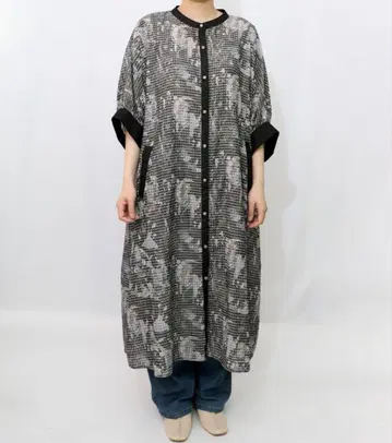이즈스칼라 552252: 머메이드 방 패턴 올 패턴 앞 오픈 원피스