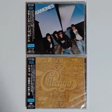라몬즈와 시카고의 CD 세트
