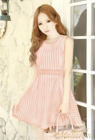 michellMacaron 미셸 마카롱 체크 무늬 원피스 핑크