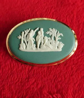 잉글랜드 WEDGWOOD 브로치 신화 릴리프 케이스 포함 D95