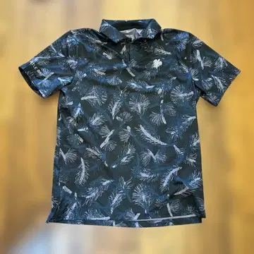 하와이 터틀 베이 Nike DRI-FIT 블랙 잎사귀 패턴 피케 셔츠