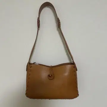 크레란 카멜 백