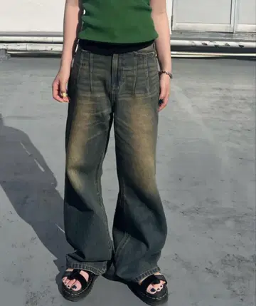 shesame vintage- ike flare denim