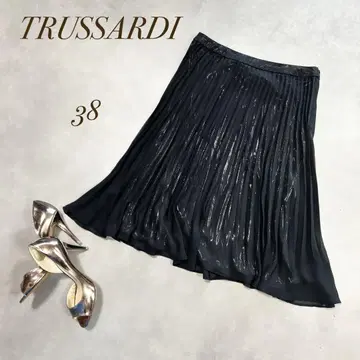 TRUSSARDI / 블랙 시어 플리츠 플레어 스커트 38