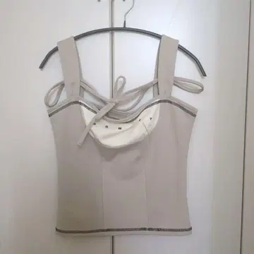 andmary Luca 스티치 탑 베이지