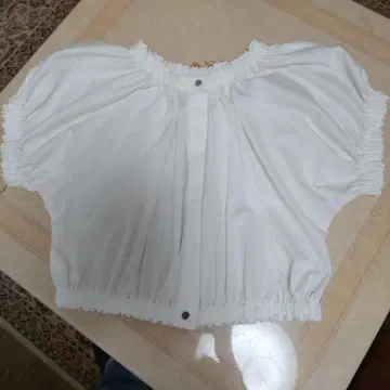 투모로우랜드 티셔츠