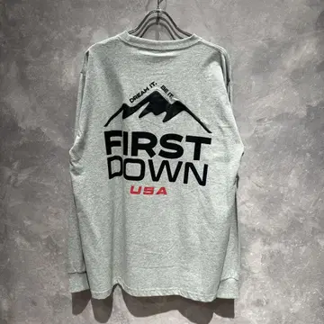 [무료배송] 미사용 새상품 택 포함 FIRST DOWN 프린트 롱T