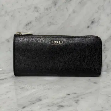 새상품급 FURLA L자 지퍼 장지갑 블랙 천연 가죽