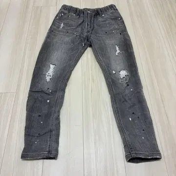 스웨트 소재 데님 팬츠