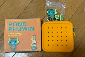 Permpoon Pondphuwin 파우치