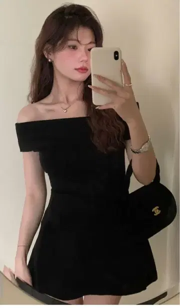 오프숄더 미니 원피스