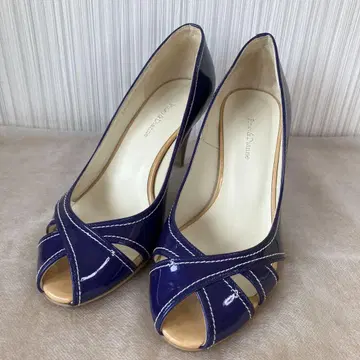 새상품급 핑키 앤 다이앤 네이비 에나멜 오픈토 펌프스 22.5cm