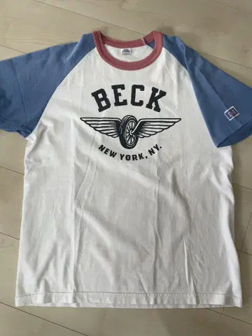 BECK 래글런 슬리브 티셔츠