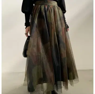 UND GYPSUM ART TULLE SKIRT 완판템