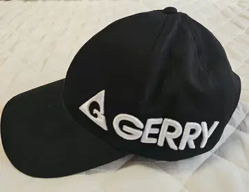 GERRY 제리 캡 블랙 블랙 로고 화이트 자수 모자