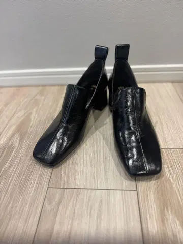 ZARA 레이저 블록 힐 로퍼