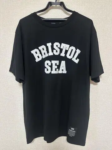 브리스톨 티셔츠 사이즈 XL